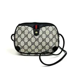 【美品】グッチ　ショルダーバッグ　GGスプリーム　シェリーライン　ネイビーのサムネイル