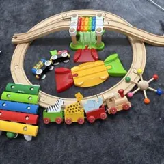 値下げ✨BRIO 木製レール 電車 ミニ木琴 まとめ売り 木のおもちゃのサムネイル
