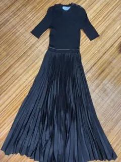 イタリア製PRADAシルクウールニット異素材ドッキングワンピースプリーツスカート