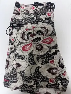 Patagonia 水陸両用フローラルサーフショーツ　31