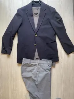 ユニクロ（感動シリーズ） ジャケット2着＋パンツ3本＋オマケ付き