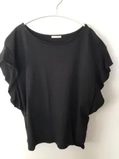 GU 半袖　カットソー　黒　白　２枚セット