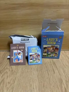 トイストーリー　アンディーズルーム　スリンキー　ポップマート