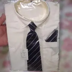 まとめ買いの方の値引き対応可　 フォーマルシャツ ネクタイ付き 100cm