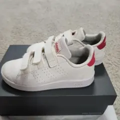 adidas ベルクロスニーカー ホワイト/レッド