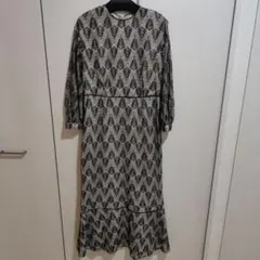 アーバンリサーチ ワンピース 総柄 レース マーメイド 黒　結婚式　ドレス