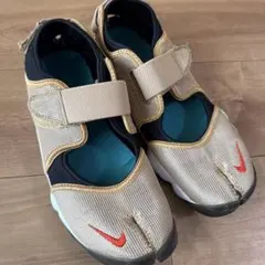 NIKE ウィメンズ AIR RIFT エアリフト 足袋 スニーカー 26cm
