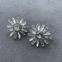 Item thumbnail for item 905b0f40-0e14-4e44-b480-6c8847fa3af9