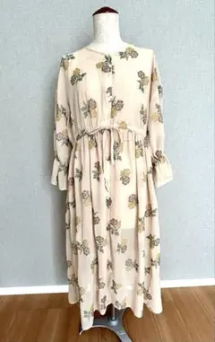 刺繍シースルー　ロングワンピース　七分袖　ベージュF ehka sopo