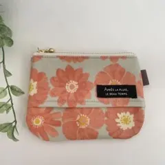 ポケットティッシュケースつきラミネートポーチ　　北欧風花柄