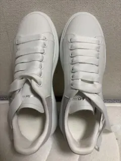 Alexander McQueen ホワイトスニーカー　ピンク　サイズ40のサムネイル
