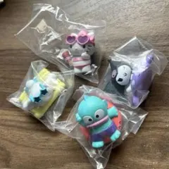 みんなでプールフィギュア　サンリオ　ガチャガチャ