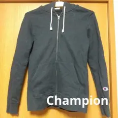 美品！★チャンピオン★ジップアップパーカーSサイズ