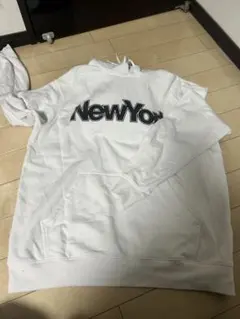 H&M ホワイト New York ロゴ パーカー XLサイズのサムネイル