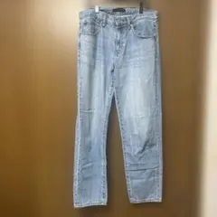 UNIQLO JEANS ストレートデニム ライトブルー　ウエスト66 股下72