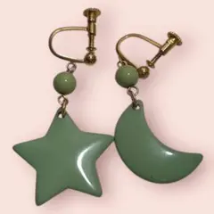 イヤリング　昭和　レトロポップ　星　月　ヴィンテージ　古着