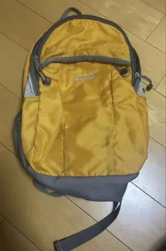 Coleman イエローリュック