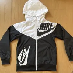 Nike フルジップパーカー(S・130)