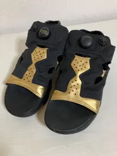 Reebok⭐︎インスタポンプフューリー⭐︎ブラックゴールド⭐︎24.0