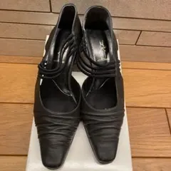 【美品】うさぎや　本革　ストラップパンプス　ブラック 23cm 3E