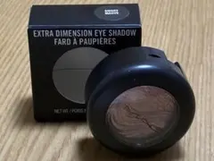 マック　MAC エクストラディメンション　アイシャドウ　スモーキーモーヴのサムネイル