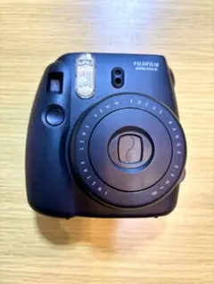 富士フィルム インスタントカメラ チェキ intax mini 8 ブラック