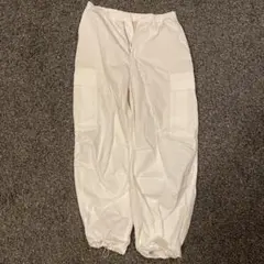 値下げ可GUホワイト カーゴパンツ ポケット付き