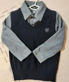 COMME CA ISM Vネックセーターとシャツセット 110