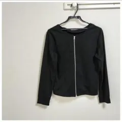 【美品】黒　長袖ジッパー　トップス　シンプル　羽織