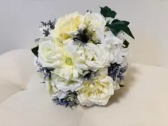 ウェディングブーケとブートニア