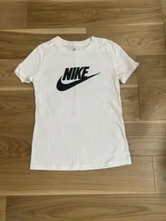 Nike Sサイズ 半袖 Tシャツ　ホワイトのサムネイル