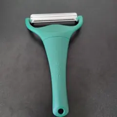 ののじ キャベピィ MAX ダーク グリーン キャベツピーラーのサムネイル