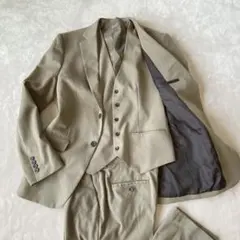 GU ジーユー　メンズ　3ピース　スーツ　セットアップ