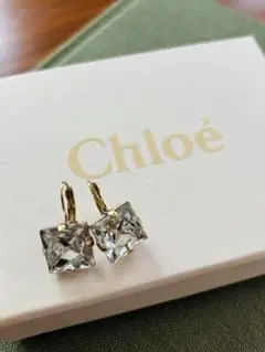 Chloé スクエア型クリスタルピアス