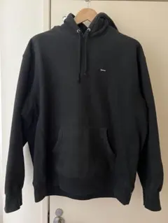 2026年最新】シュプリーム スモール ボックスロゴ パーカーの人気