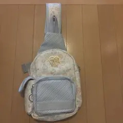 水色キャラクター柄ボディバッグ　すみっコぐらし