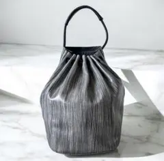 レア✨ヨウジヤマモト en cuir コラボ 巾着 ショルダーバッグ　レザーのサムネイル