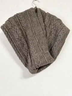 スヌード　ブラウン　ニット ケーブル編み