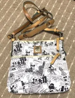 ディズニー　ショルダーバック