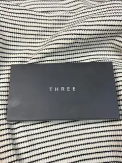 THREE パウダーファンデーションのサムネイル