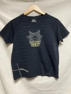 あ*き様 WACHI FIELD 半袖VネックTシャツ ブラック 猫柄　ダヤンのサムネイル