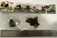 カプセルトイ 木彫り熊 鮭釣り熊