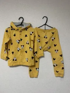 H&M 100cmミッキーマウス パーカーとパンツセットアップ