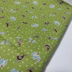 I 平成レトロ　１ｍ×６０ｃｍ　動物柄綿生地 緑色 ドット　象ウサギ