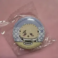 ちいかわ くら寿司　ラッコ　缶バッジ びっくらポン