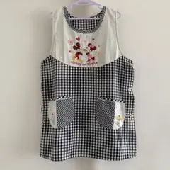 保育士　ミッキー　ミニー　エプロン