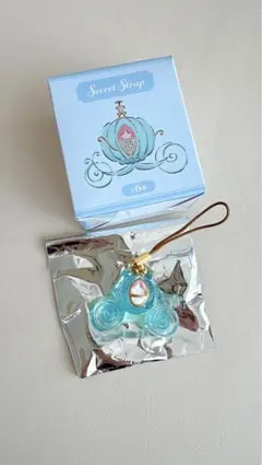 ディズニーストア シークレットストラップ