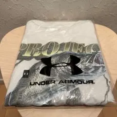新品未使用未開封品❣️アンダーアーマーTシャツ　UNDERARMOUR 2XL 魚