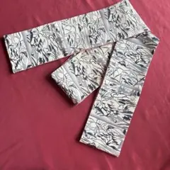 半幅帯　兵児帯　ハンドメイド帯　白黒紅型風　リバーシブル帯