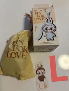 Pop Mart Pin For Love: L